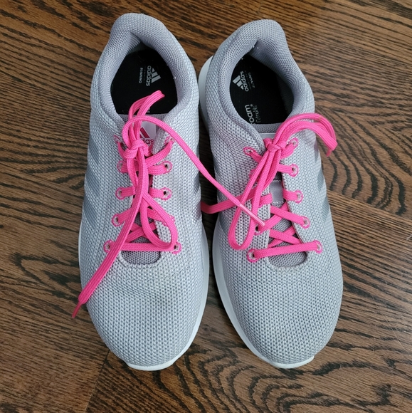 Women's Adidas Cloudfoam runners - Picture 1 of 5